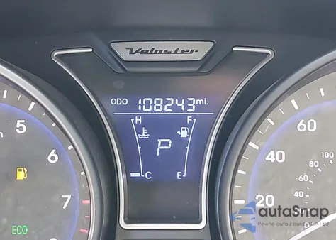 2015 Hyundai Veloster Turbo z USA, uszkodzony, nr VIN KMHTC6AE2FU234753